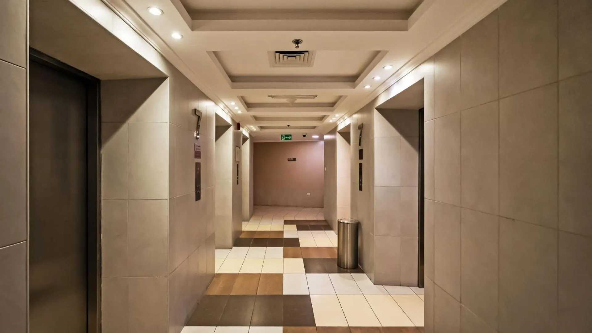 Spacious Studio Apartment In Downtown Dubai United Arab Emirates